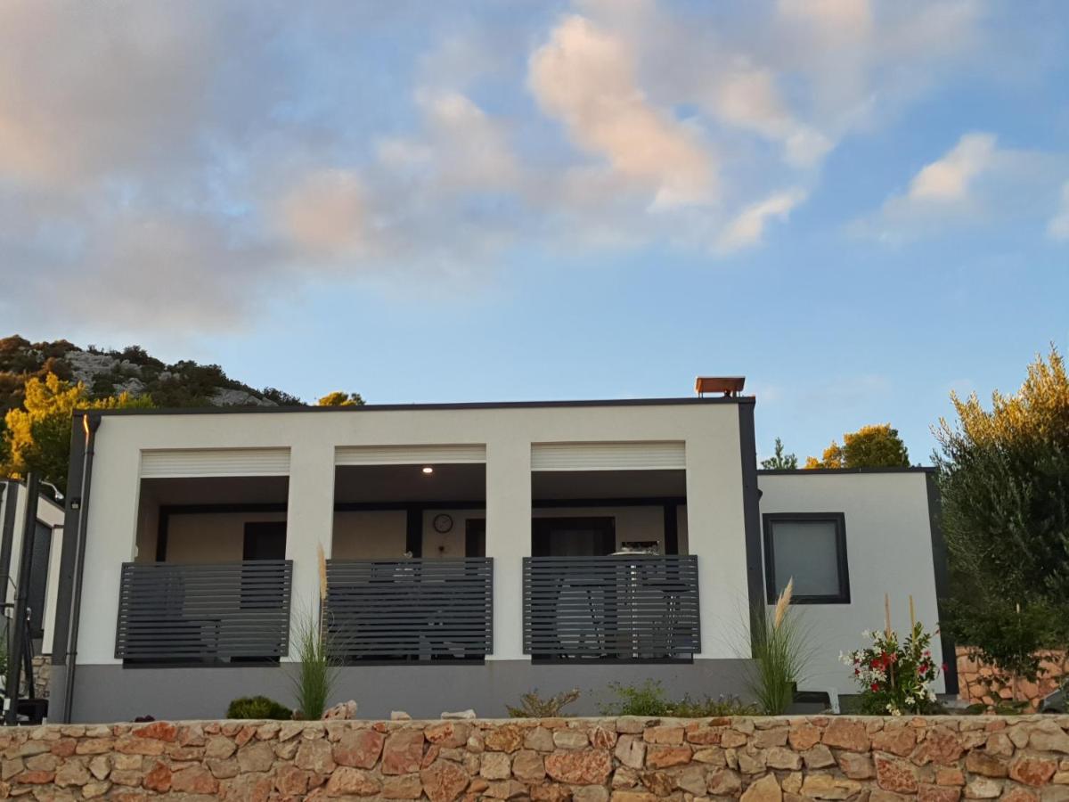 Mobile Home Tina טיסנו מראה חיצוני תמונה