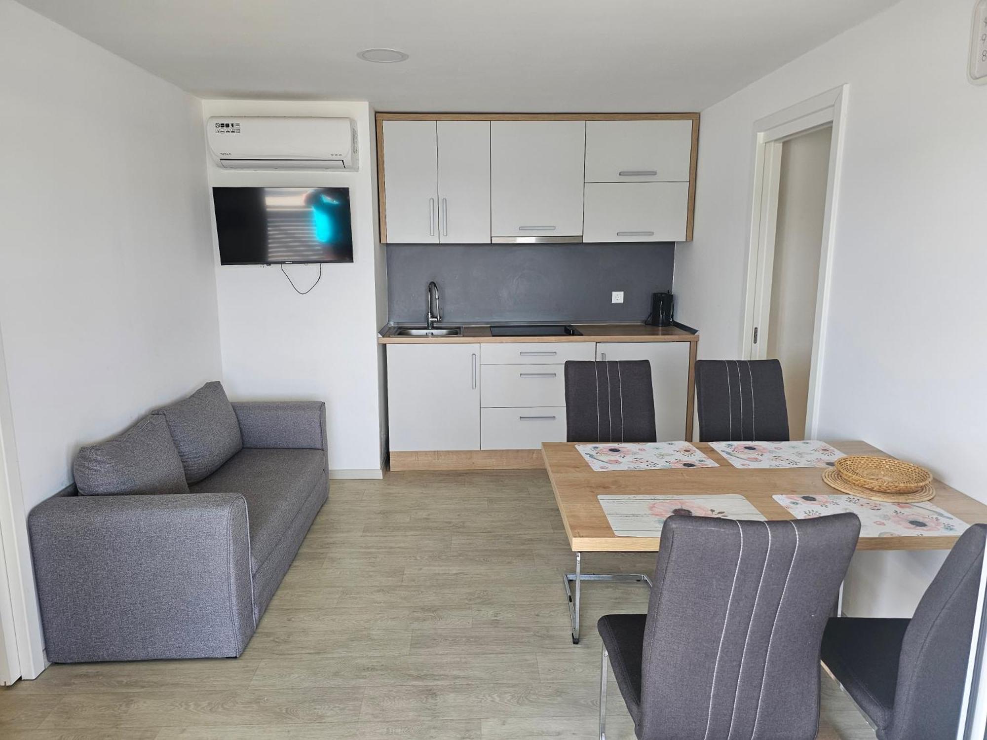Mobile Home Tina טיסנו מראה חיצוני תמונה