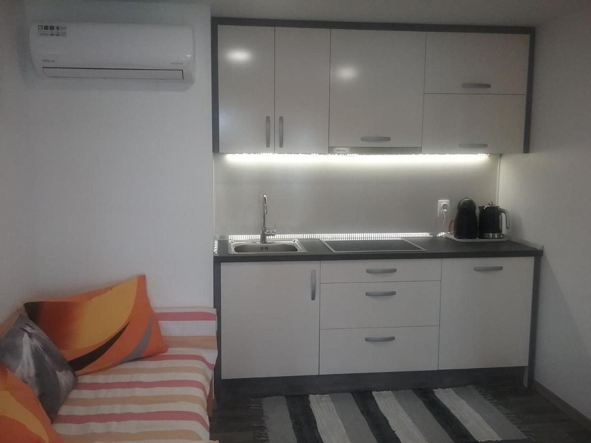Mobile Home Tina טיסנו מראה חיצוני תמונה